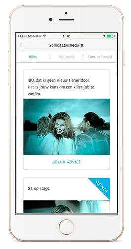 Guiding recently graduated students in their job search